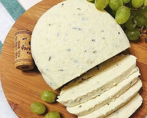 Рецепт невероятно вкусного домашнего сыра