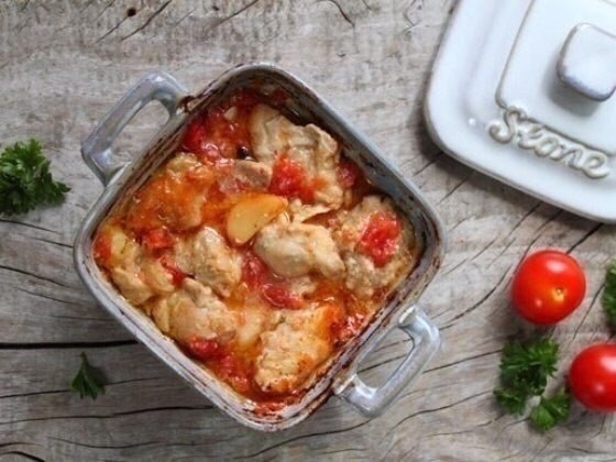 Куриное филе с горчицей и помидорами