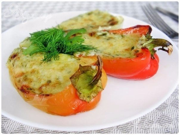 Перец, фаршированный сыром Перец, фаршированный сыром