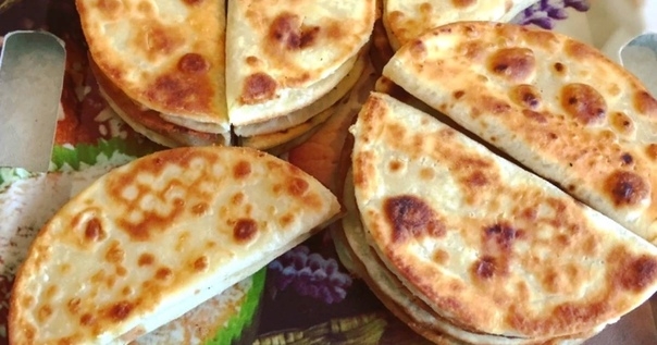 Кузикмяки - лепешки с картофельной начинкой Кузикмяки - лепешки с картофельной начинкой