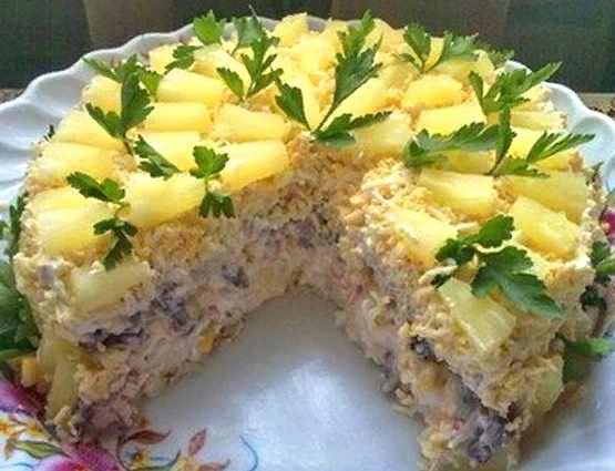 Торт-салат &laquo;Чародейка&raquo;