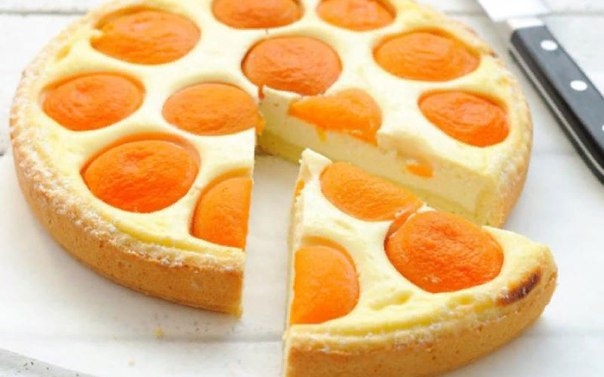 Творожный пирог с абрикосами Творожный пирог с абрикосами