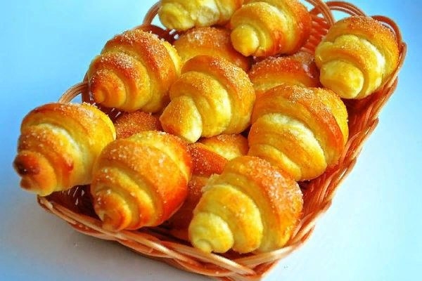 Сладкие рогалики с обалденно вкусного теста! Сладкие рогалики с обалденно вкусного теста!
