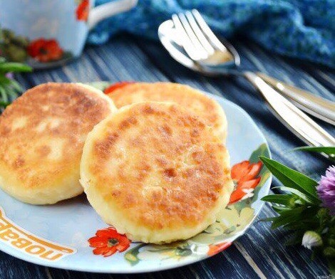 Сырники: классический рецепт Сырники: классический рецепт