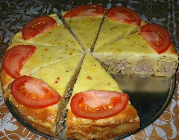 Блинная "улитка"с мясным фаршем, в сметанной заливке, вкуснятина Блинная "улитка"с мясным фаршем, в сметанной заливке, вкуснятина