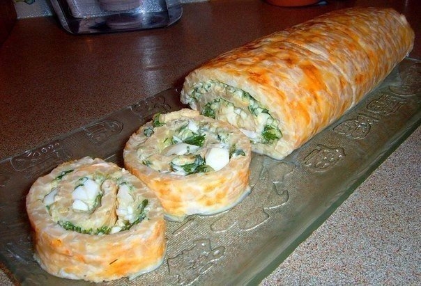 Нежный рулет из кальмаров