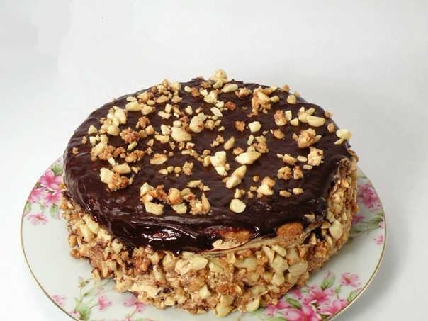 КАРАМЕЛЬНЫЙ ТОРТ С ОРЕХАМИ