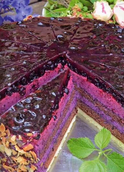 ЧЕРНИЧНЫЙ ПИРОГ СО СЛИВКАМИ