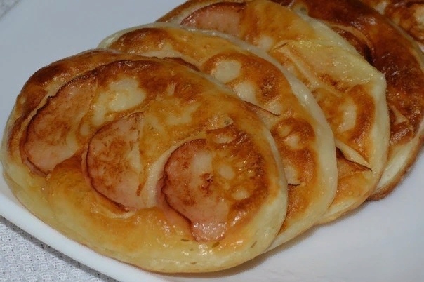Оладушки с яблоком!