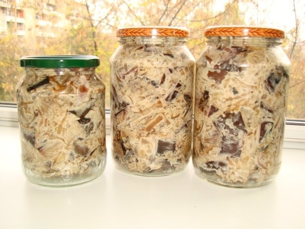 Рецепт салата с баклажанами, майонезом и чесноком