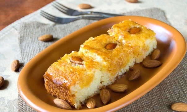 Басбуса (манник с кокосовой стружкой)