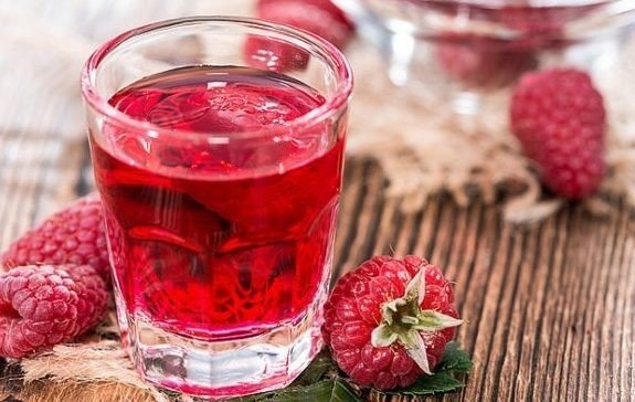 ИЗЫСКАННЫЙ МАЛИНОВЫЙ ЛИКЕР