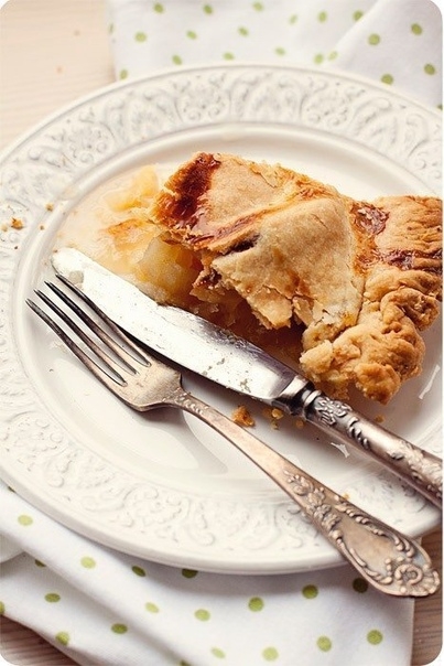 Американский яблочный пирог с корицей