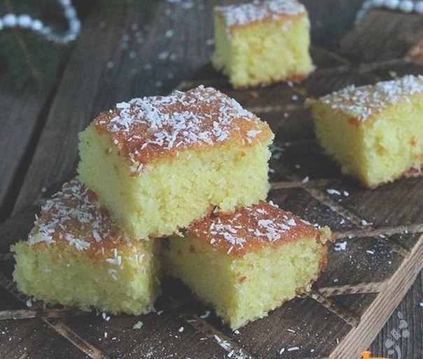 МАННИК - ЭТО НЕЧТО-ОЧЕНЬ ВКУСНОЕ-НЕЖНОЕ! ГОТОВЛЮ ЧАСТО, ТАК КАК МИНИМУМ ПРОДУКТОВ, НУ И ОЧЕНЬ ВКУСНО