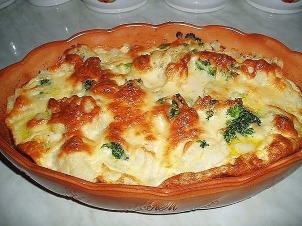 Очень вкусная запеканка из кабачков с фаршем,а времени на приготовление уходит всего 5 минут.попробу Очень вкусная запеканка из кабачков с фаршем,а времени на приготовление уходит всего 5 минут.попробу