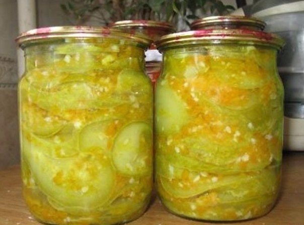 Кабачки в остром соусе.
