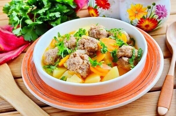 Альбондигас (фрикадельки с овощами). Альбондигас (фрикадельки с овощами).