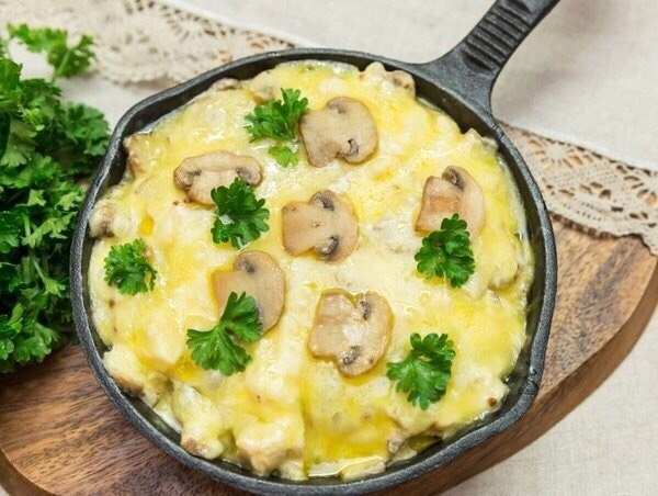 БЫСТРЫЙ И ВКУСНЫЙ ЖУЛЬЕН НА СКОВОРОДЕ