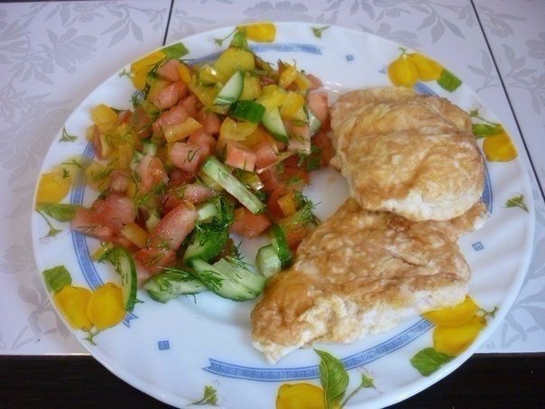Сочнейшая куриная грудка в сыре и яйце. Сочнейшая куриная грудка в сыре и яйце.