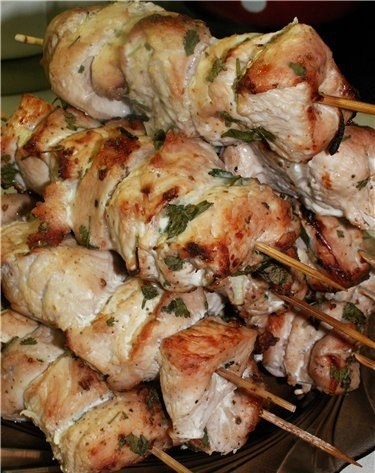 Шашлык из индейки с луком и кинзой