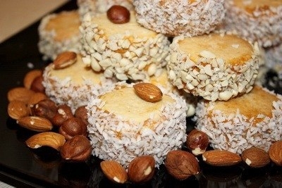 Печенье Альфахоре с вареной сгущенкой и арахисом Печенье Альфахоре с вареной сгущенкой и арахисом