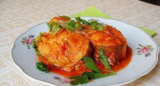 Хек в томатном соусе рецепт