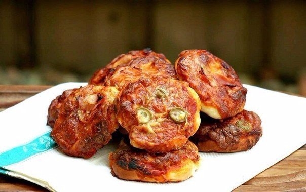 Пиццетте - маленькие закусочные пиццы Пиццетте - маленькие закусочные пиццы