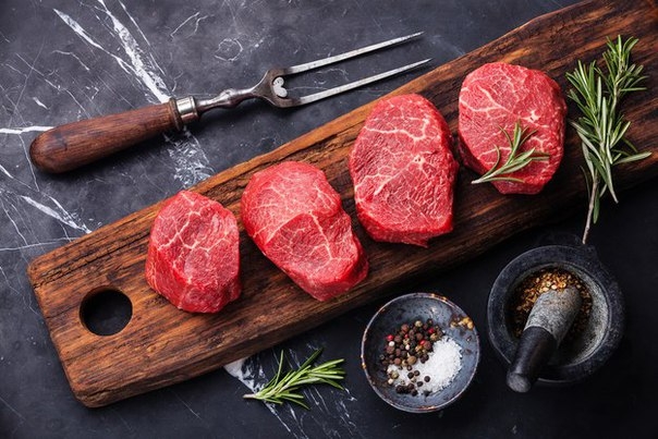Как правильно размораживать мясо: 3 проверенных способа