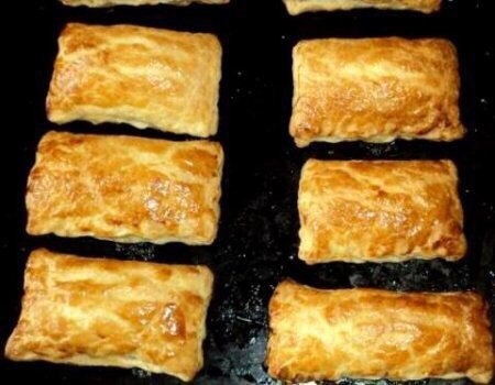 Слойки с бананом