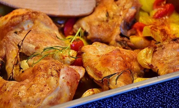 Куриное филе с яблоками. Куриное филе с яблоками.