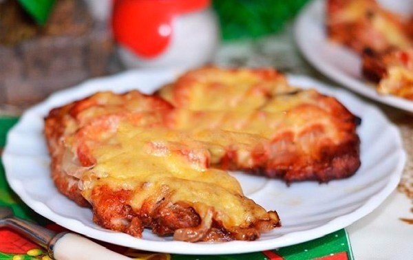 Горячие блюда на Новый год: 2 рецепта мяса по-французски Горячие блюда на Новый год: 2 рецепта мяса по-французски
