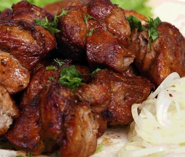 Мясо в духовке: мягкое, сочное и очень нежное. Просто пальчики оближешь!