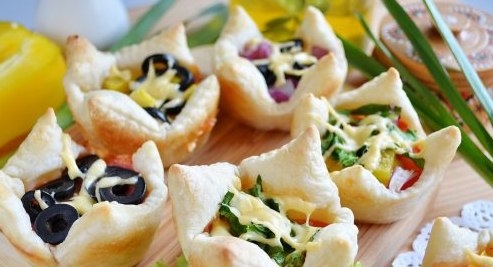 Закуска "Пицца в стаканчиках" Закуска "Пицца в стаканчиках"