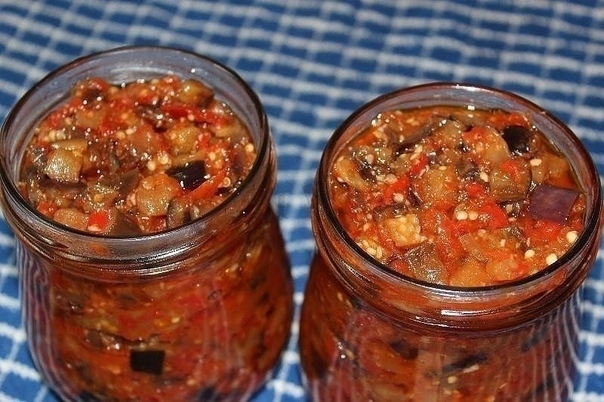 Хочу вам предложить для заготовки на зиму остренькие, очень вкусные, с невероятным ароматом баклажан Хочу вам предложить для заготовки на зиму остренькие, очень вкусные, с невероятным ароматом баклажан