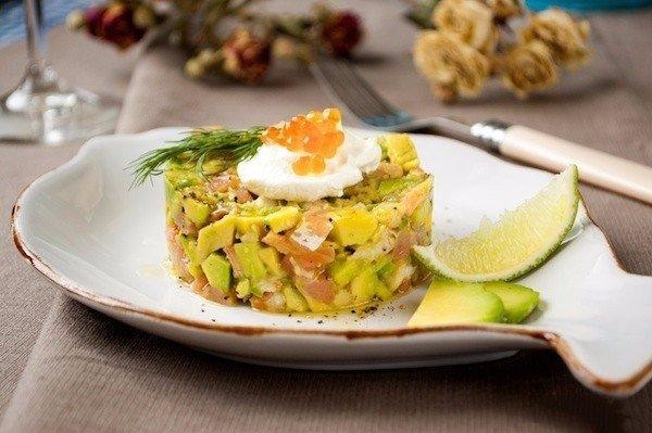 Салат с креветками и рыбой Салат с креветками и рыбой