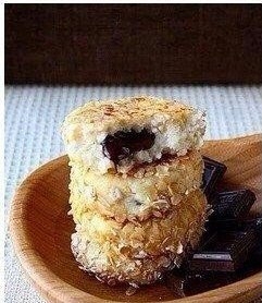 Вкуснейшие сырники в панировке с начинкой Вкуснейшие сырники в панировке с начинкой