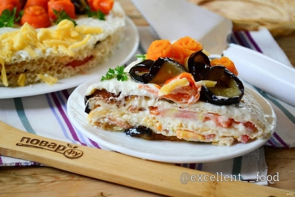 Торт из баклажанов с помидорами и сыром