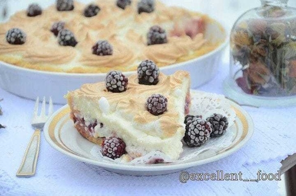 Творожный тарт с персиками Творожный тарт с персиками