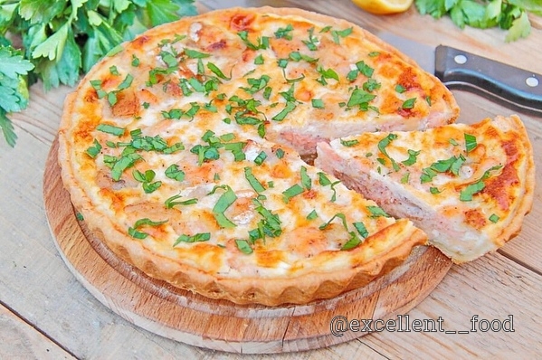 Киш с лососем — простой и вкусный пирог на ужин Киш с лососем — простой и вкусный пирог на ужин