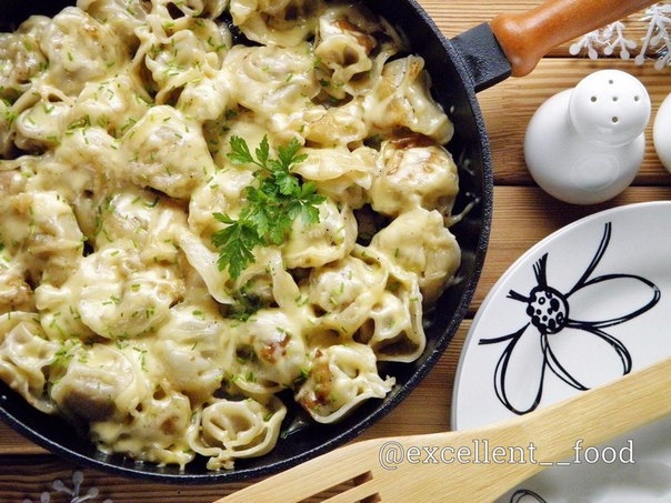 ПЕЛЬМЕНИ ЖАРЕННЫЕ ПОД СЫРОМ