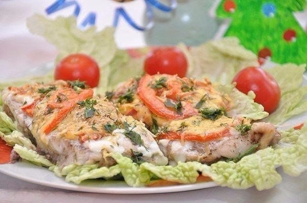 РЫБКА С СЫРОМ И ПОМИДОРАМИ РЫБКА С СЫРОМ И ПОМИДОРАМИ