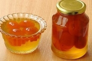 Варенье из абрикосов с ядрышками