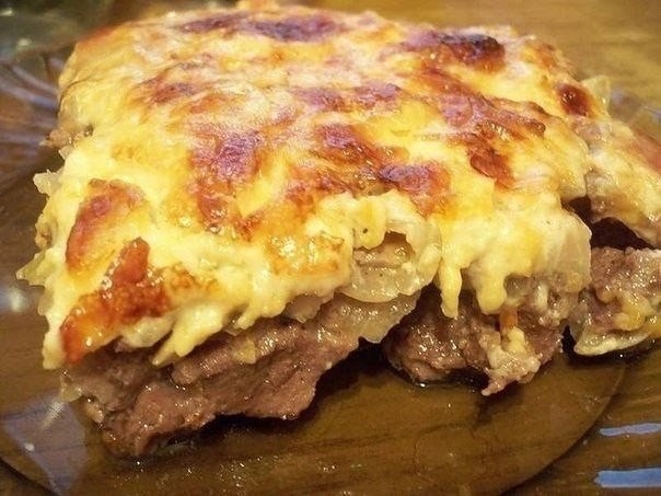 Свинина запеченная с грибами