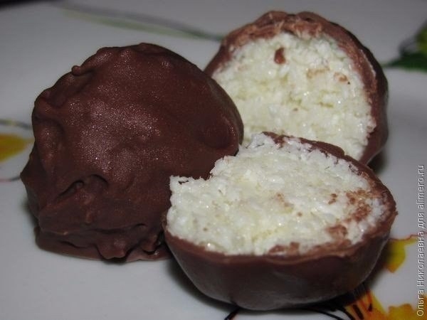 Конфеты кокосовые