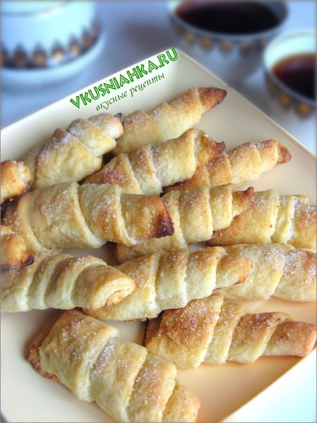 Песочные рогалики из творога