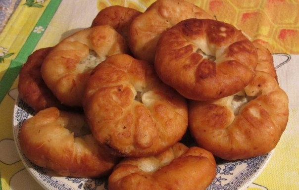 Беляши на сковороде