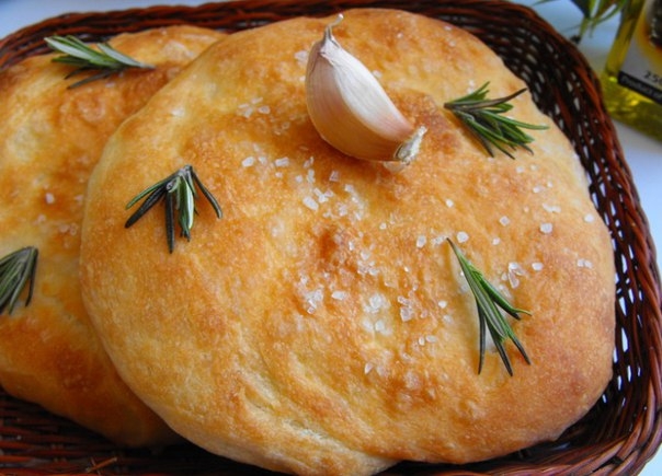 Фокачча с чесночным маслом