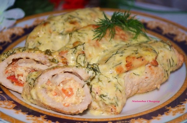 Запеченные рулетики из свинины с начинкой