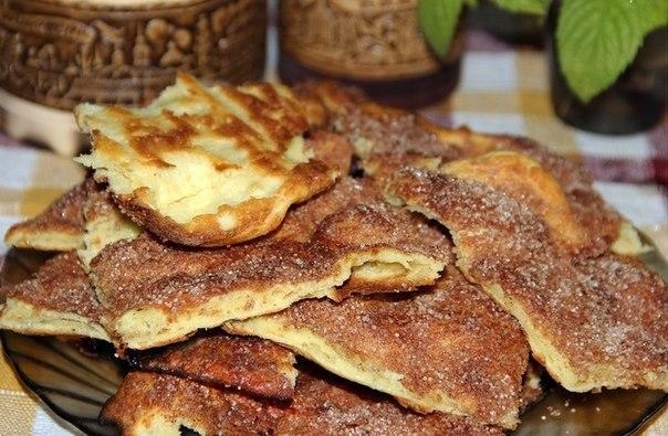 САХАРНЫЕ ЛЕПЕШКИ К ЧАЮ. ПРОСТО, БЫСТРО И ОЧЕНЬ ВКУСНО.