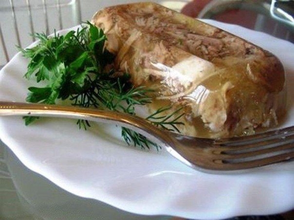 ХОЛОДЕЦ ИЗ КУРИЦЫ.